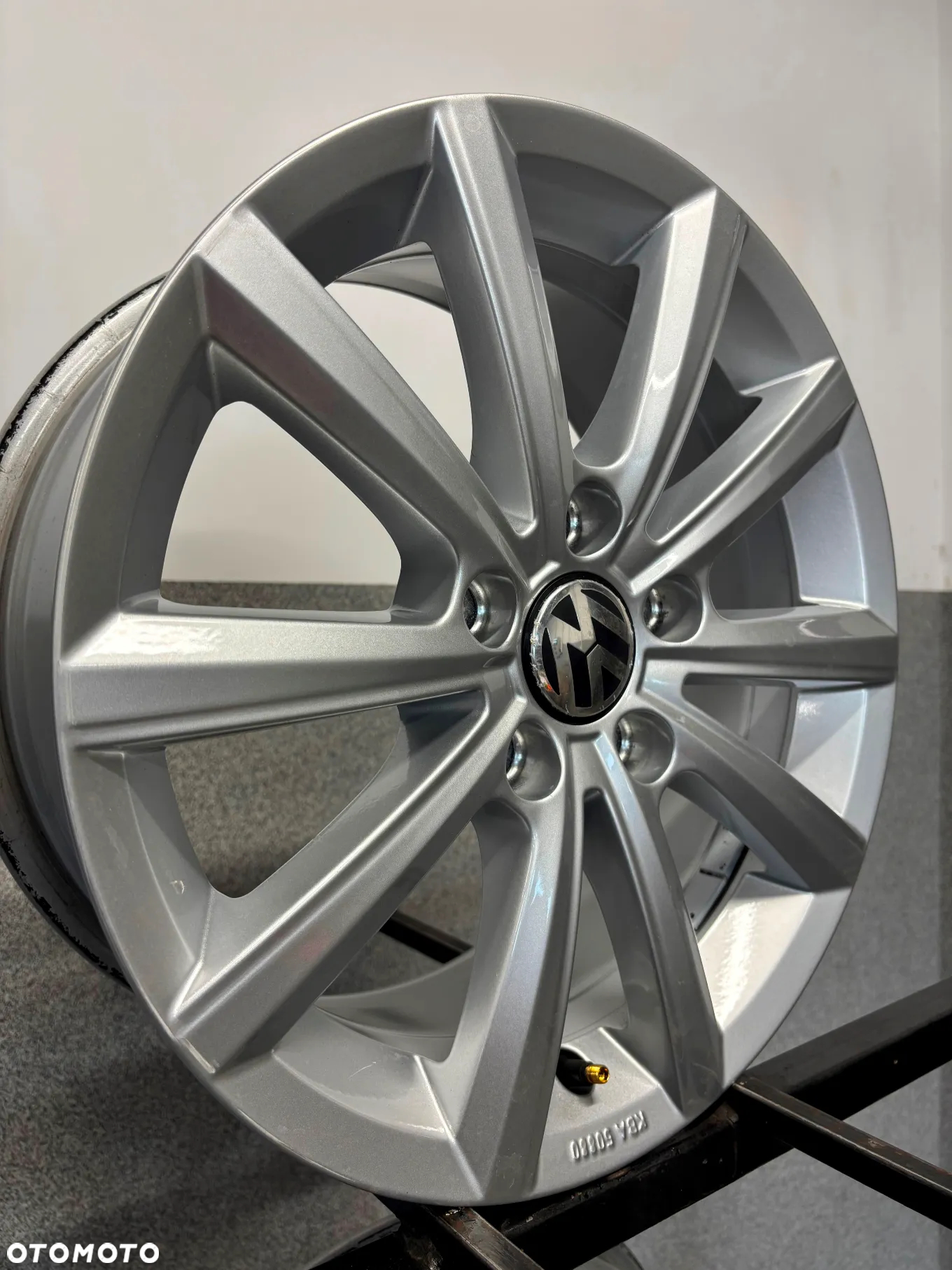 4 FELGI ALU. VW PASSAT B8,B7,ARTEON,GOLF,CADDY,TOURAN 16'' 6,5J ET42 - 6