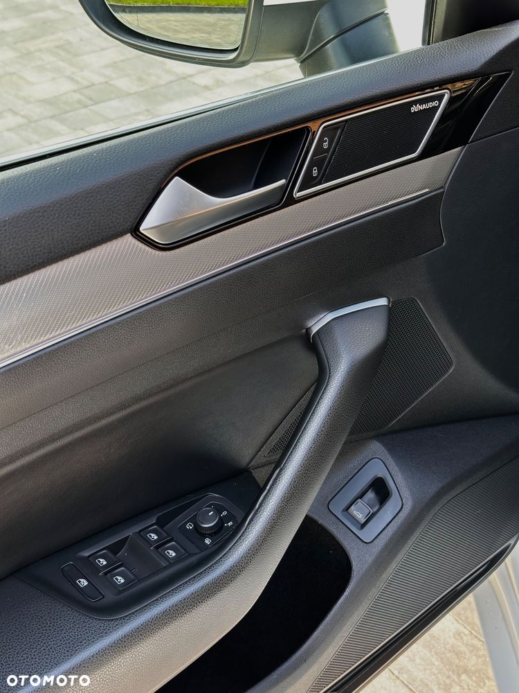 Volkswagen Arteon 2.0 TSI R-Line DSG - 23