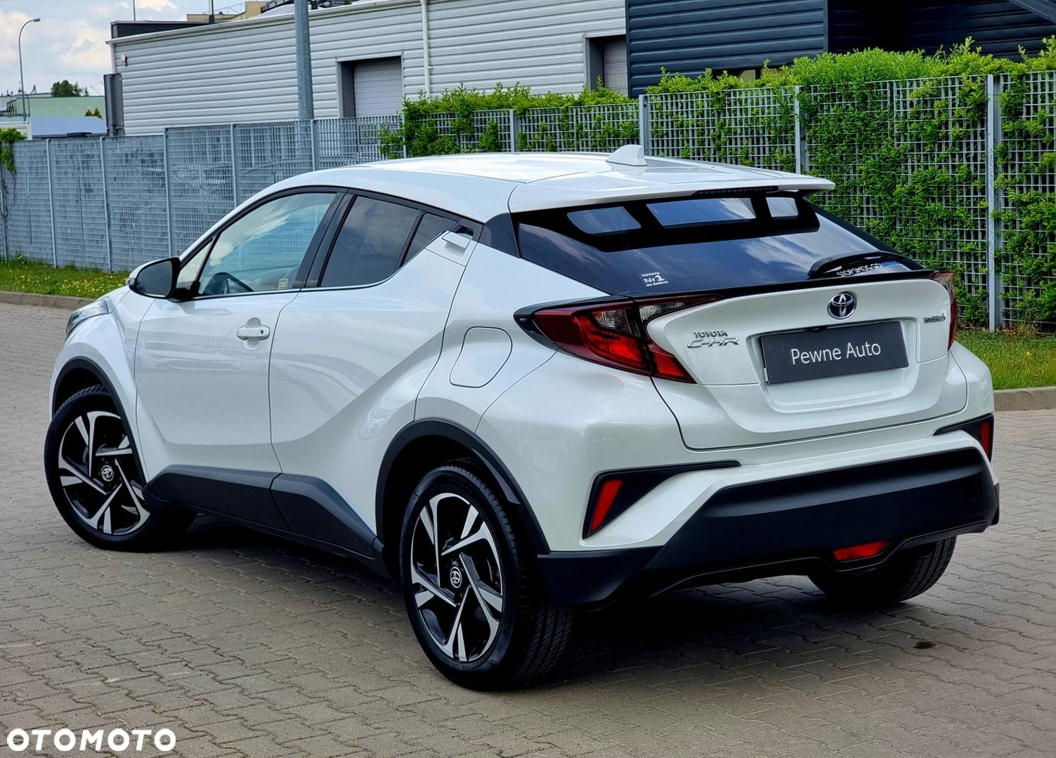 Toyota C-HR - 12