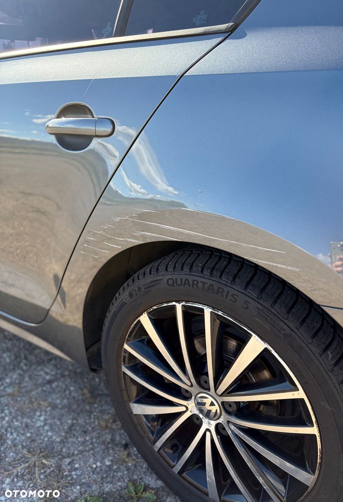 Volkswagen Jetta 1.8T SE - 15