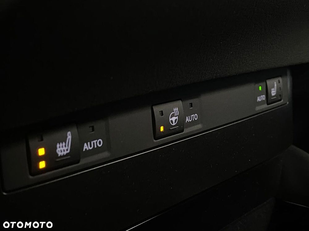 Lexus ES 300h Business Edition - 23