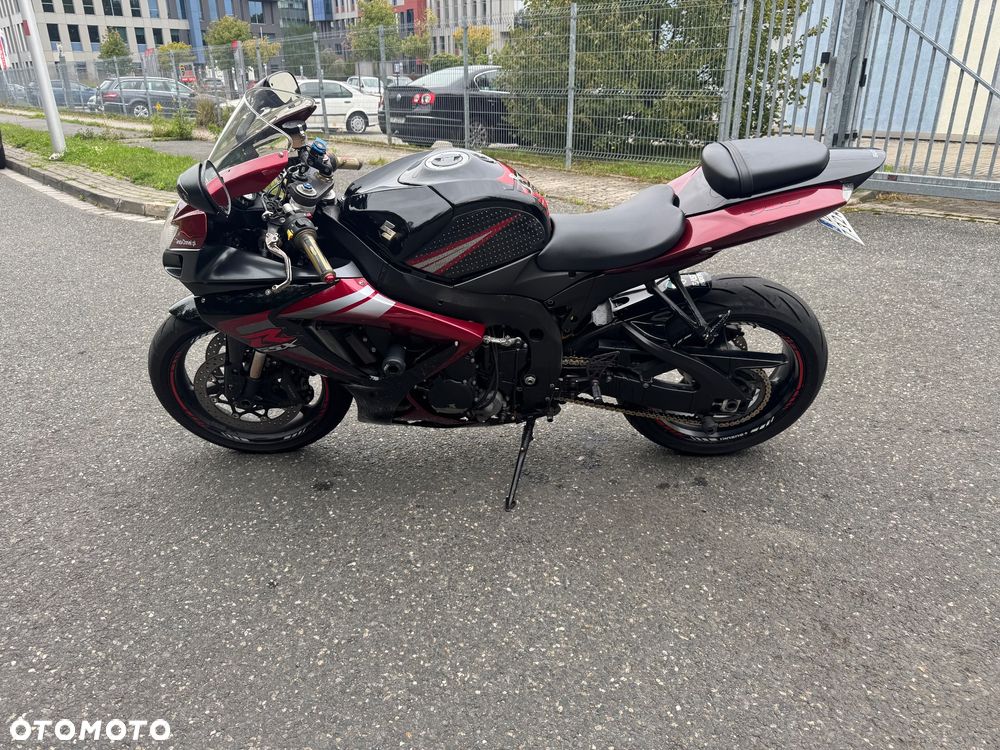 Suzuki GSX-R - 3
