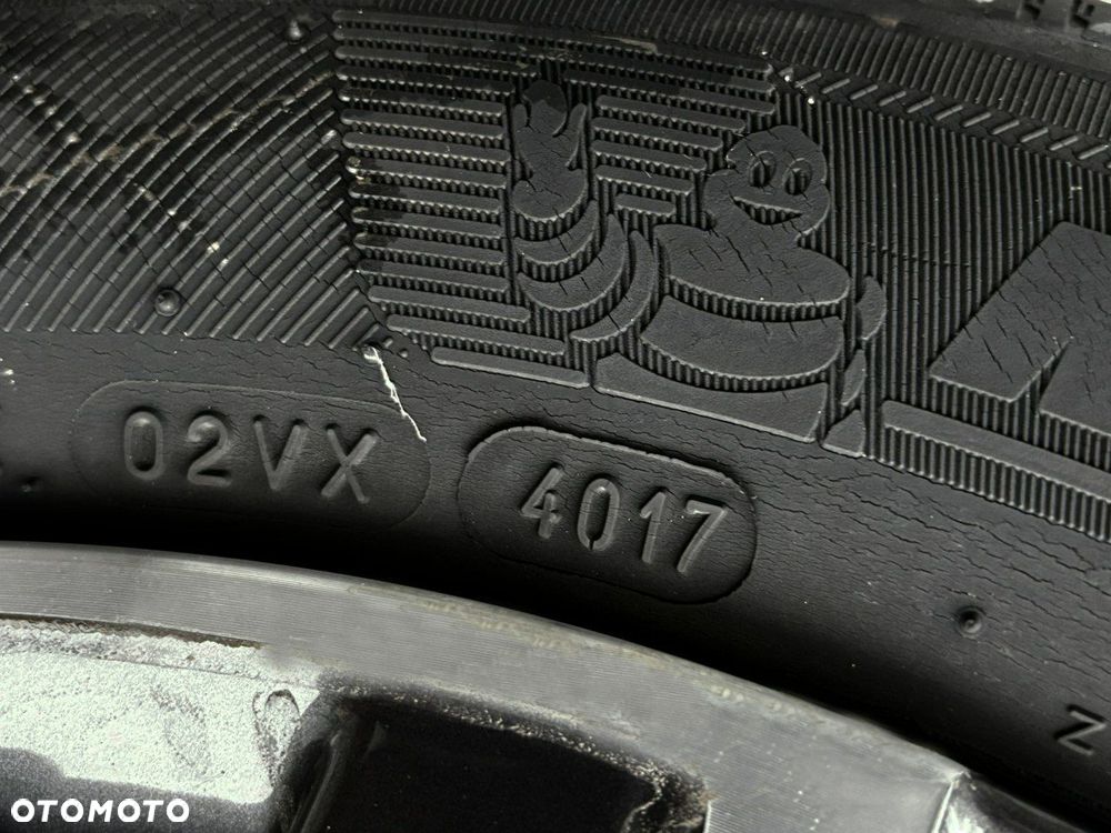 Peugeot 2008 1.2 Pure Tech Allure S&S - 22