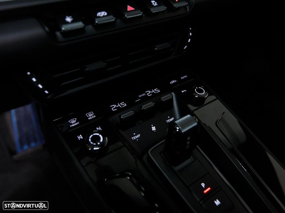 Porsche 911 (992) - 14