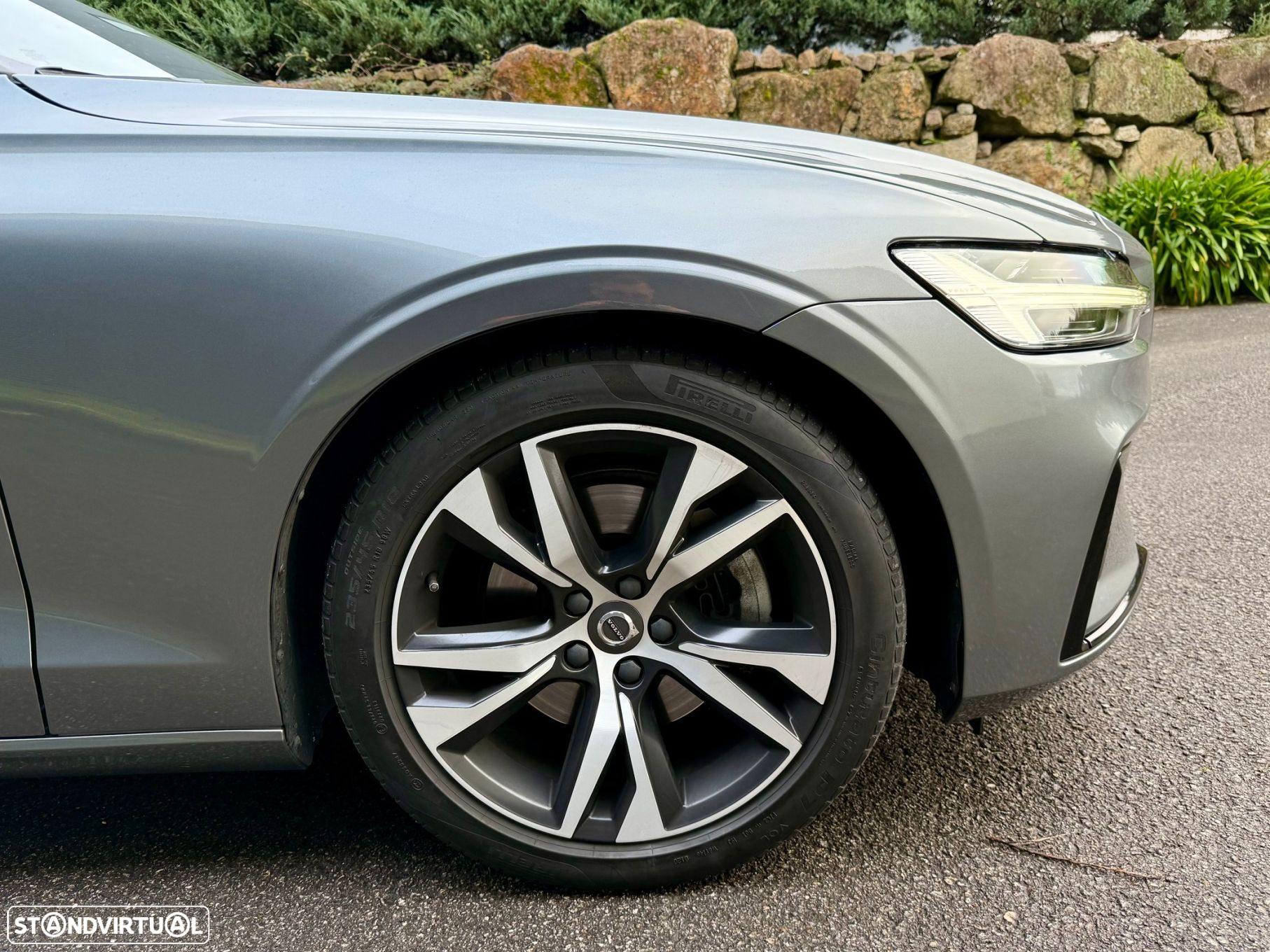 Volvo V60 2.0 D4 R-Design Geartronic - 8