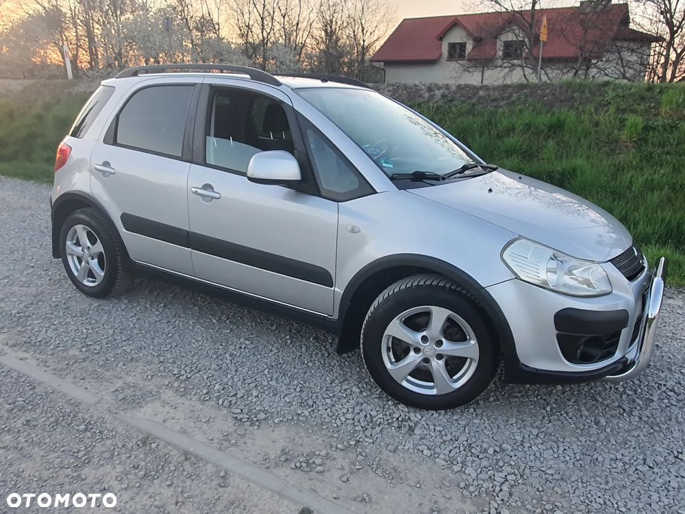 Suzuki SX4 1.6 VVT 4x2 Comfort - 10