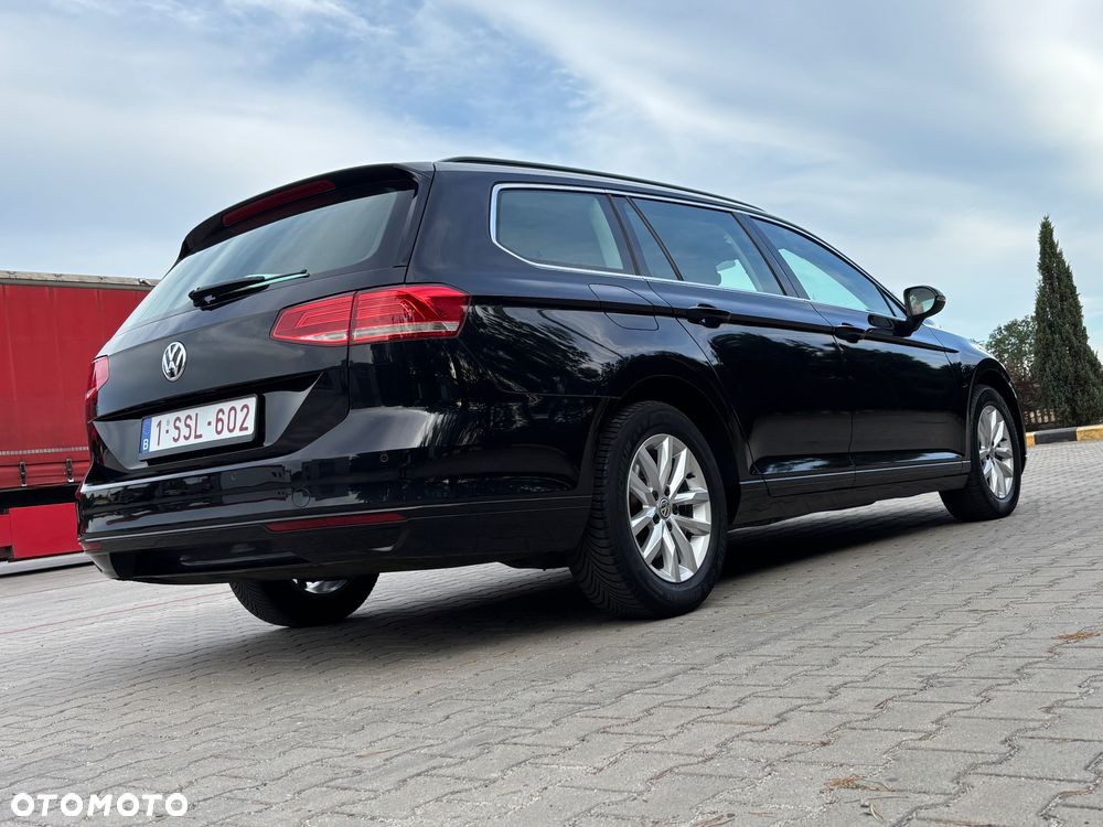 Volkswagen Passat 2.0 TDI SCR Comfortline DSG - 13