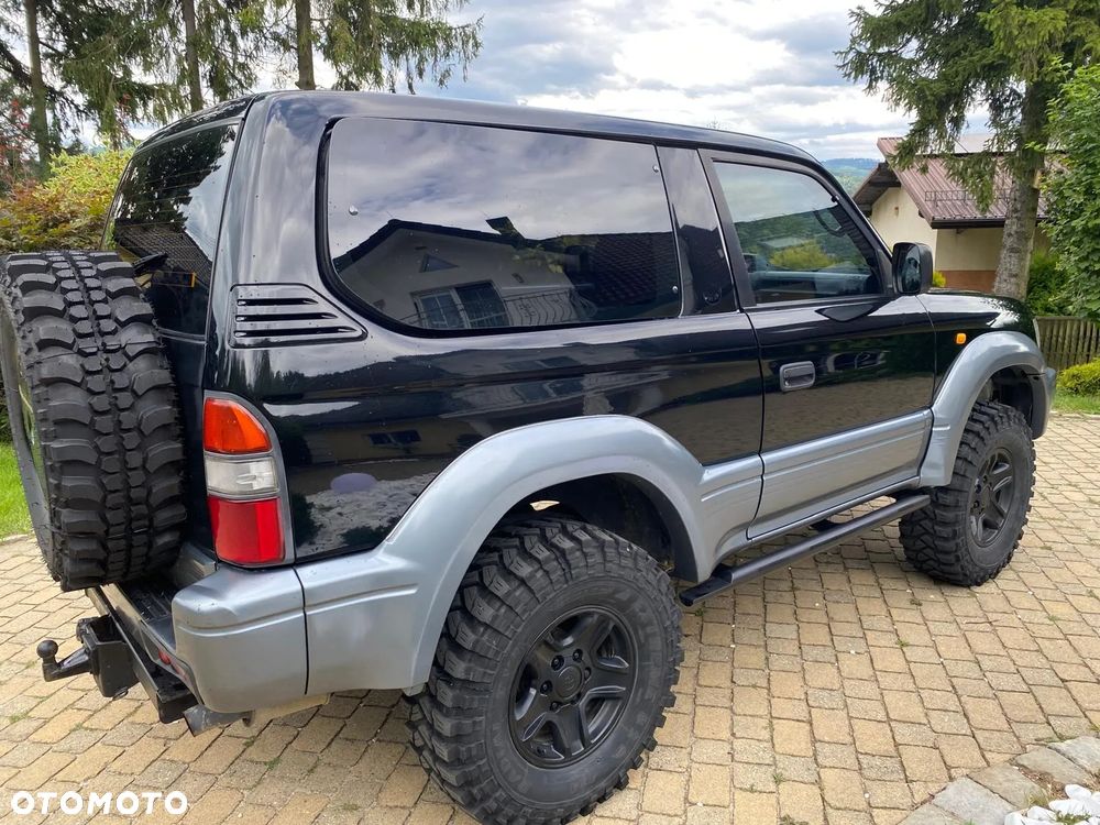 Toyota Land Cruiser - 5