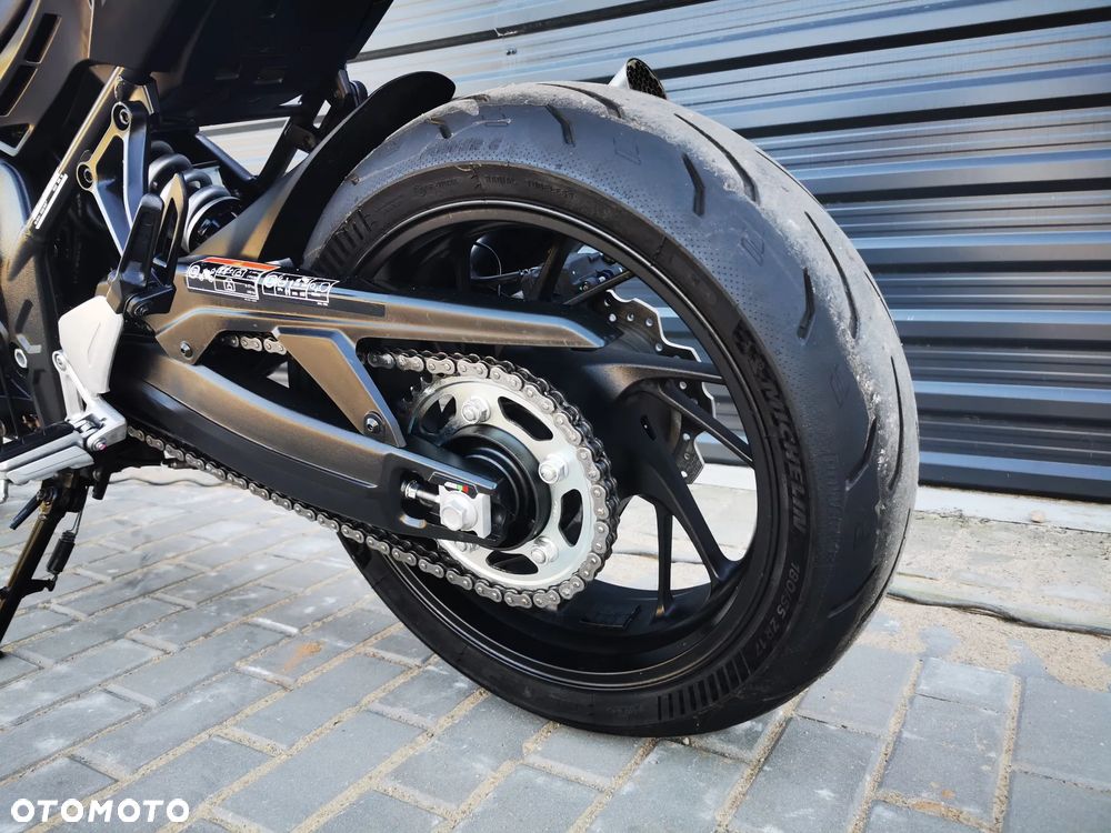Honda CB - 22