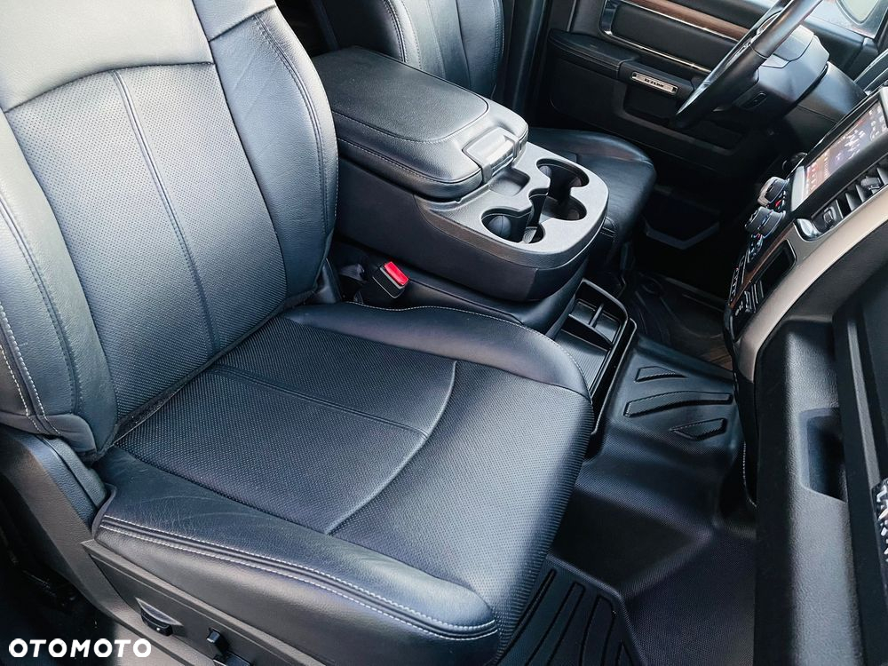 RAM 1500 Crew Cab Laramie - 9