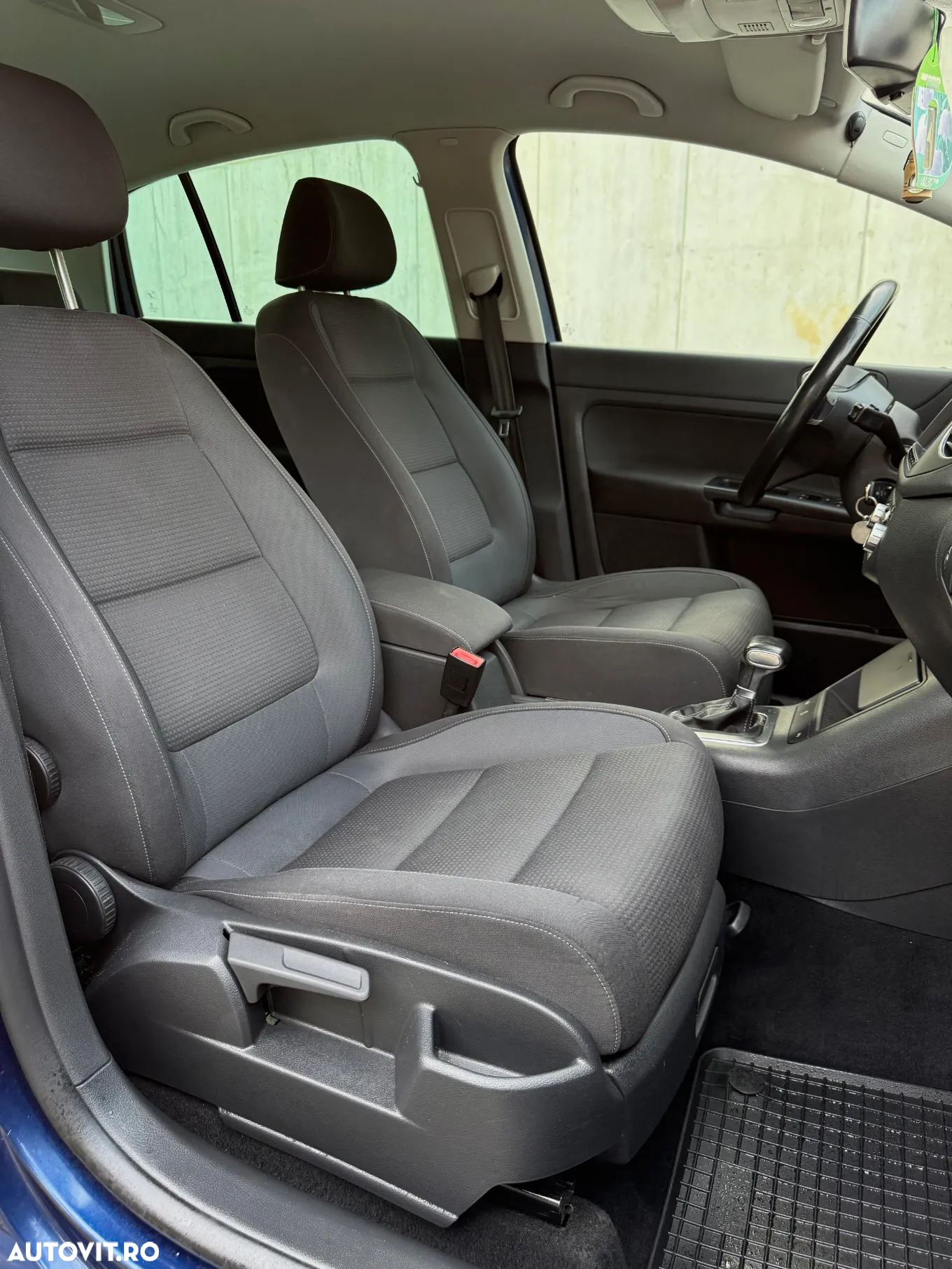 Volkswagen Golf Plus 1.6 TDI DPF DSG Comfortline - 13