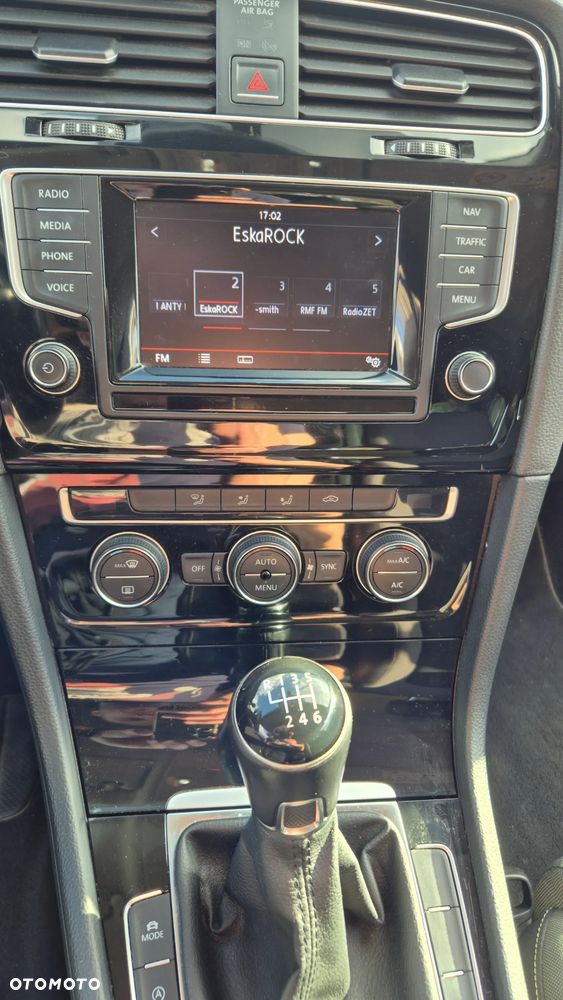 Volkswagen Golf 1.4 TSI BMT Highline - 11