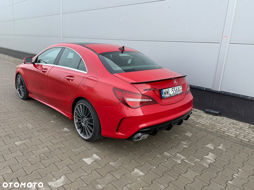 Mercedes-Benz CLA 250 4Matic 7G-DCT AMG Line - 2