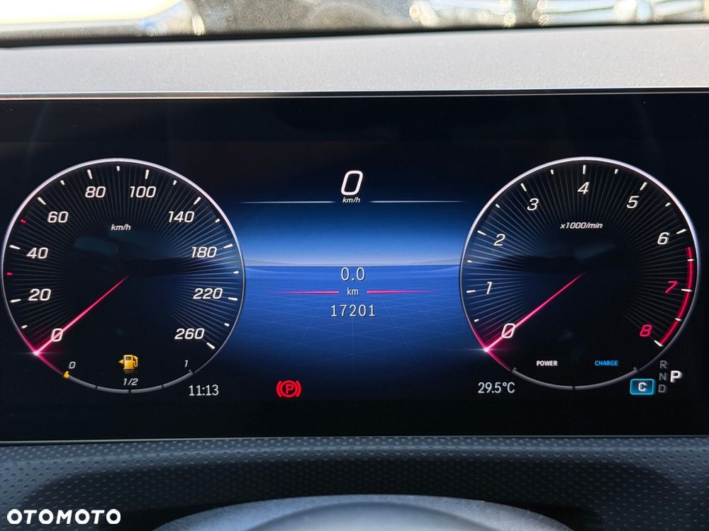Mercedes-Benz CLA 180 AMG Line 7G-DCT - 29