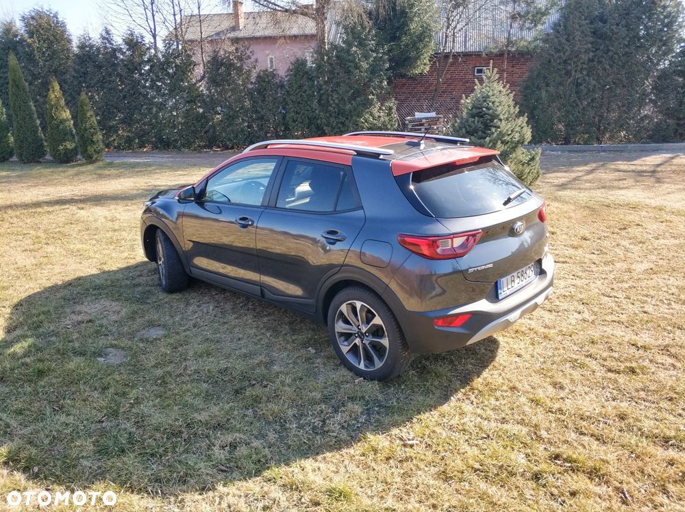 Kia Stonic 2017 photo 4
