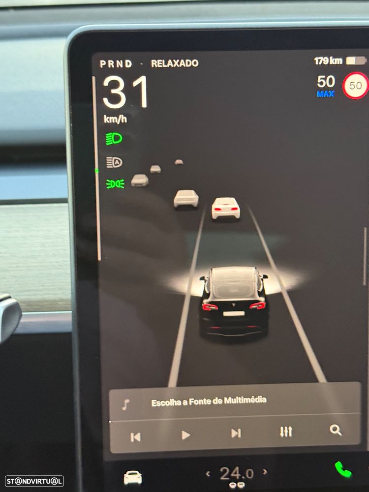 Tesla Model Y Standard - 46