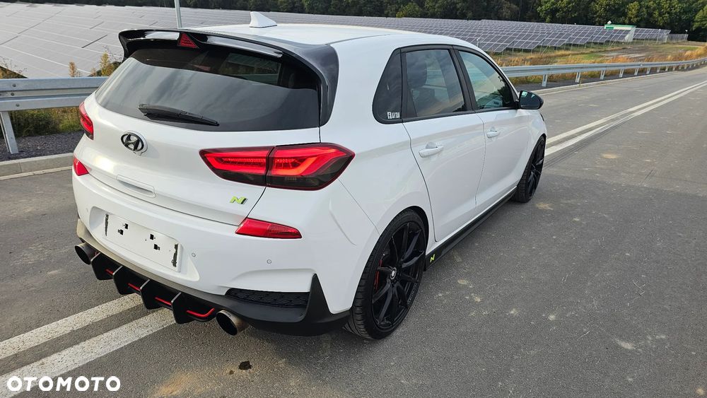 Hyundai i30 N 2.0 T-GDI - 12