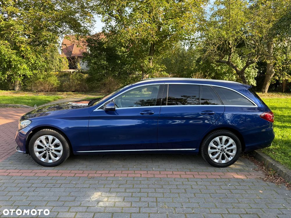 Mercedes-Benz Klasa C 300 d 4MATIC 9G-TRONIC - 11