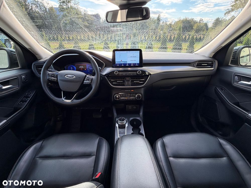 Ford Escape 2.0 EcoBoost AWD Titanium - 17