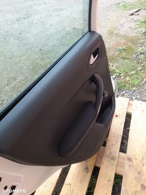 Drzwi lewe tył kompletne tylne Peugeot 208 I 12-19 EWP - 6