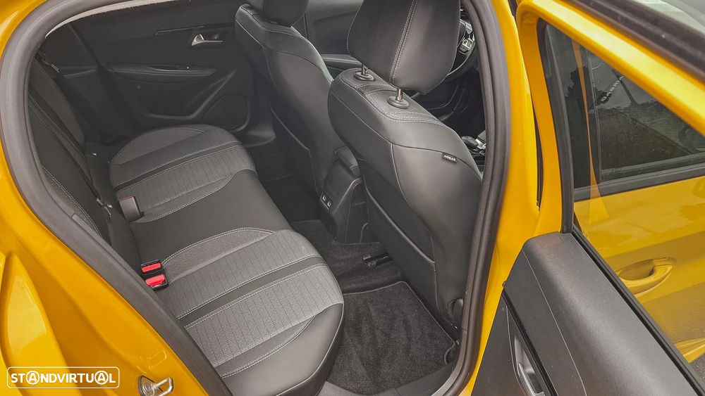 Peugeot 208 - 20