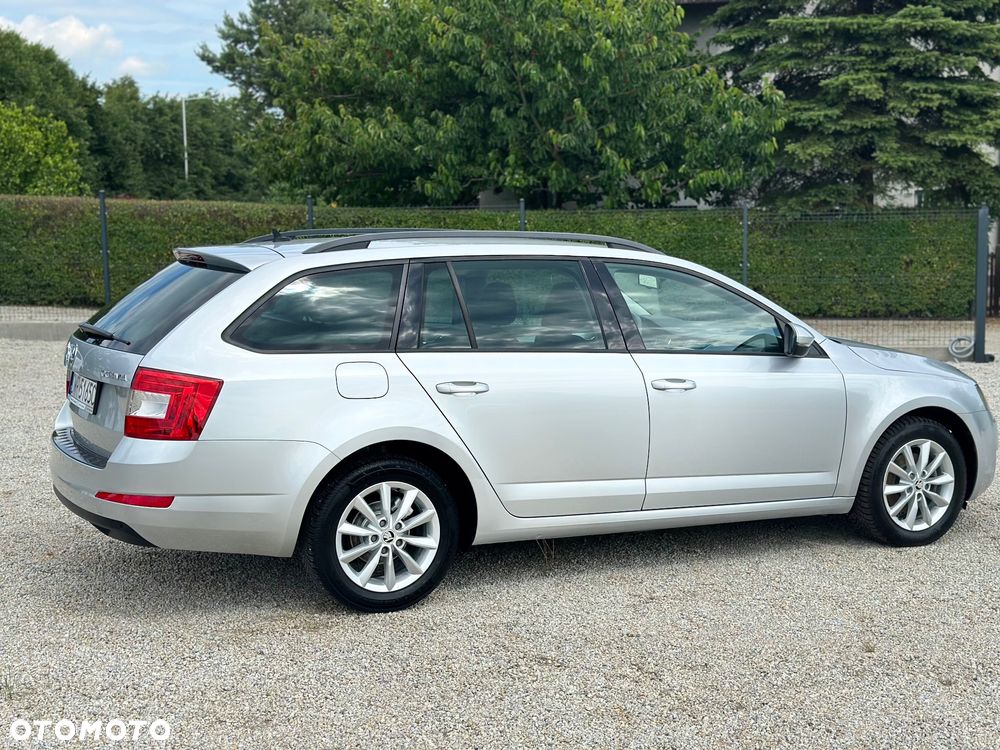Skoda Octavia 1.6 TDI Elegance - 9
