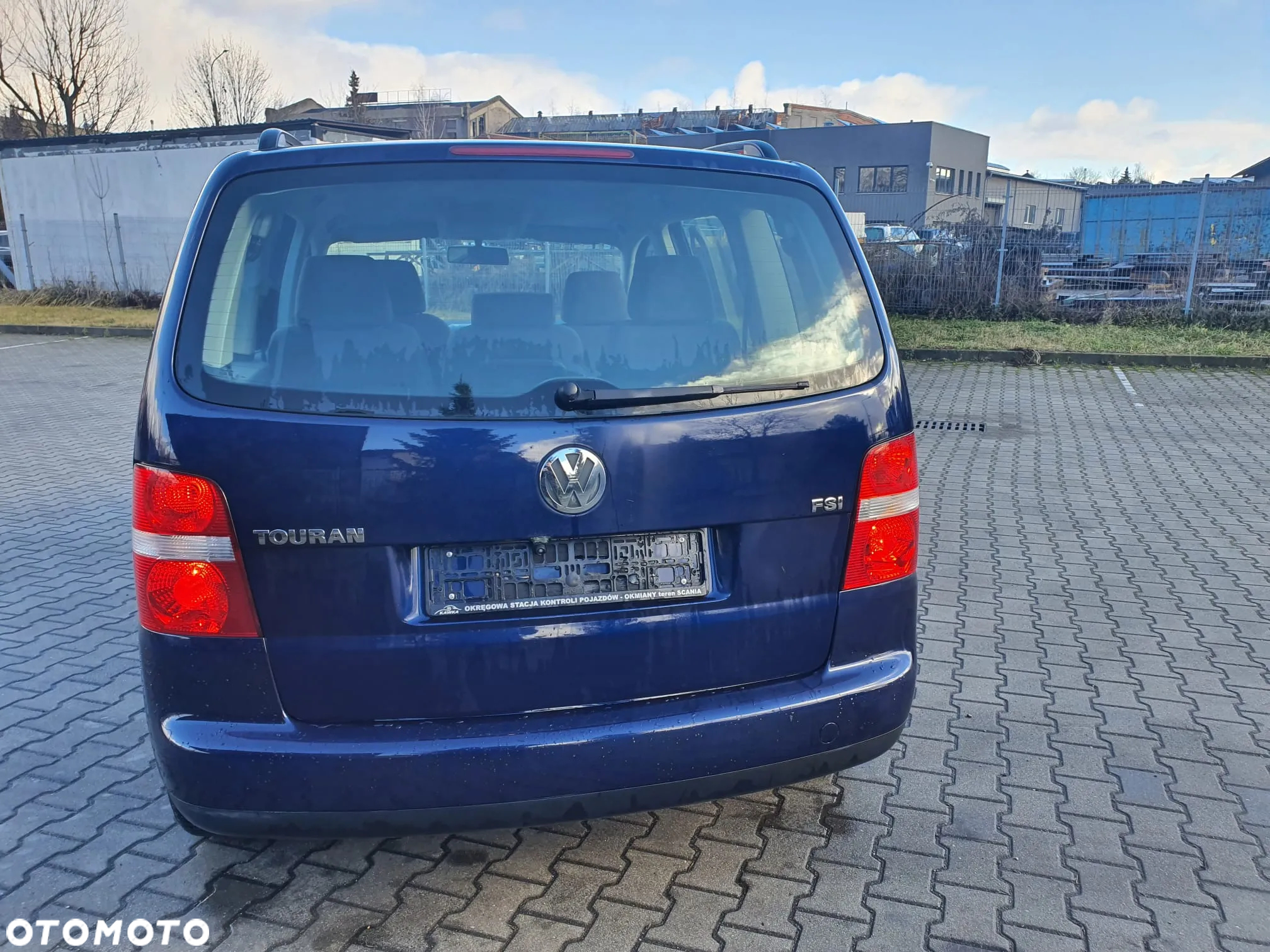 Volkswagen Touran - 3