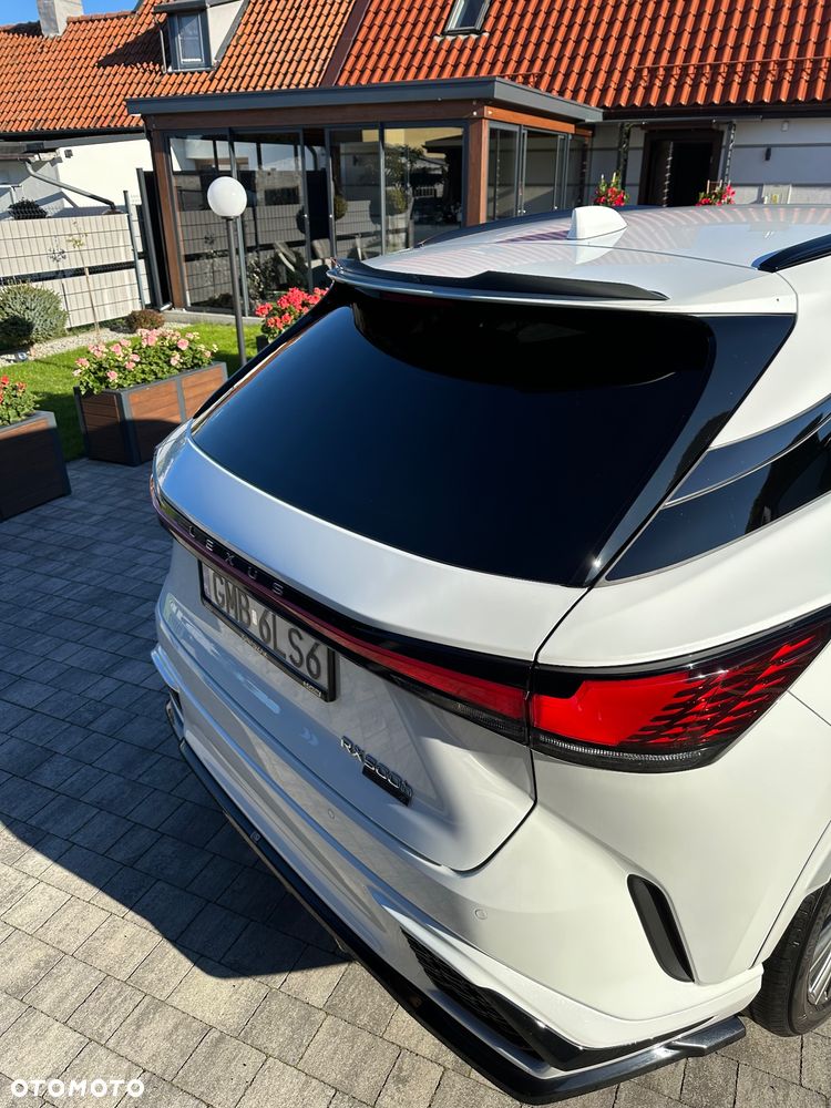 Lexus RX 500h F Sport Edition - 12