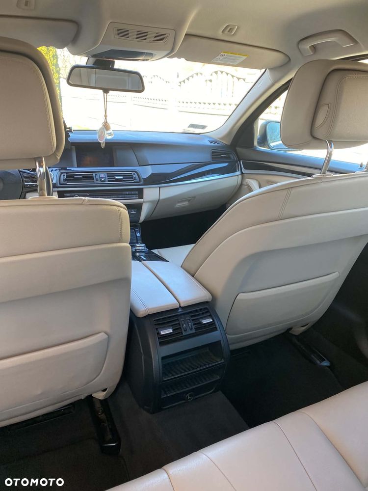 BMW Seria 5 520d - 11