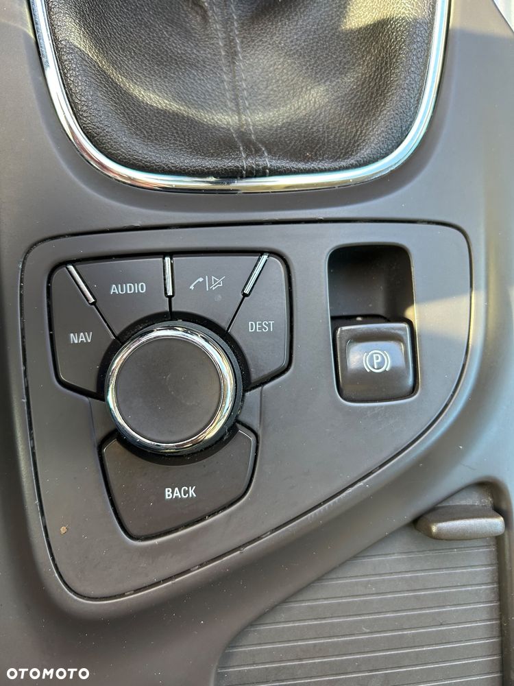 Opel Insignia 2.0 CDTI ecoFLEX Business Cosmo - 14