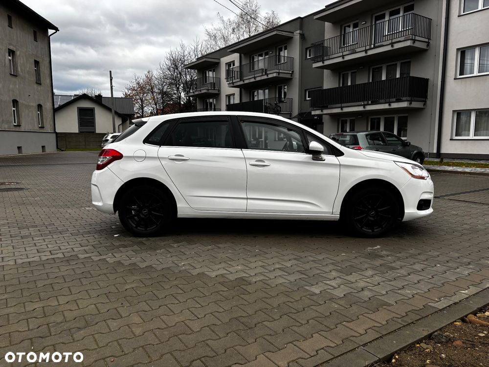 Citroën C4 1.6 HDi Attraction - 4