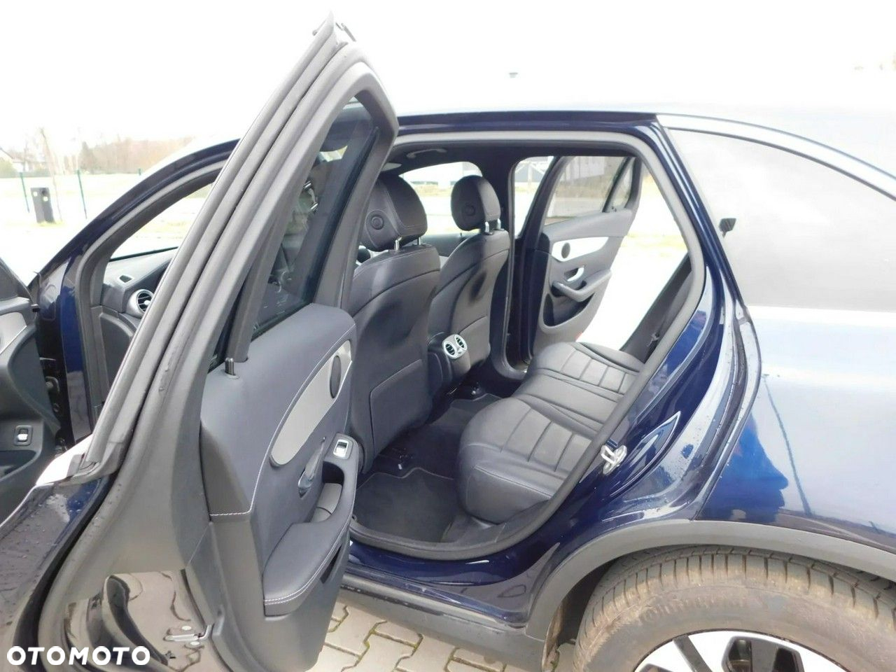 Mercedes-Benz GLC 200 d Business Edition - 15