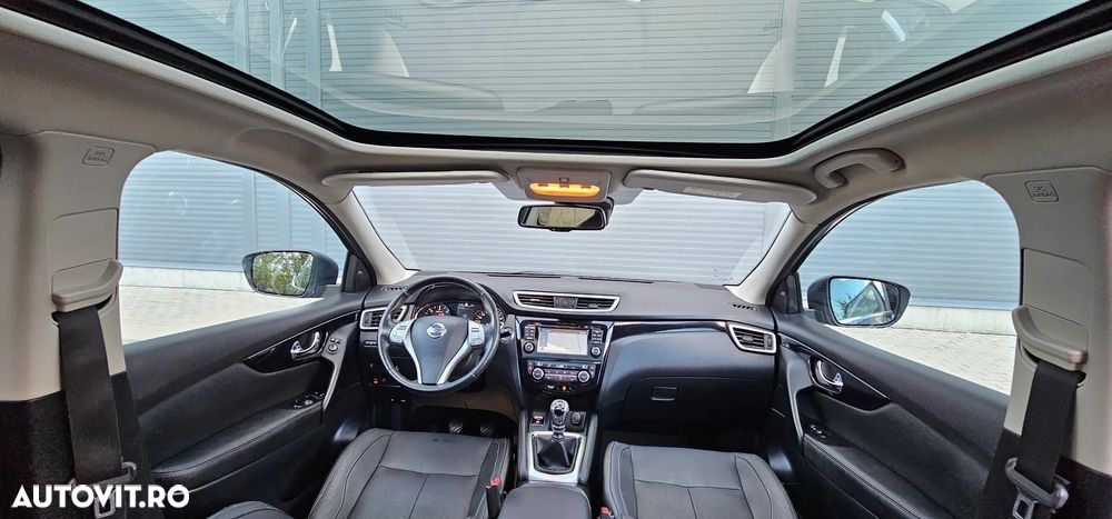 Nissan Qashqai 1.6 dCi DPF tekna - 8