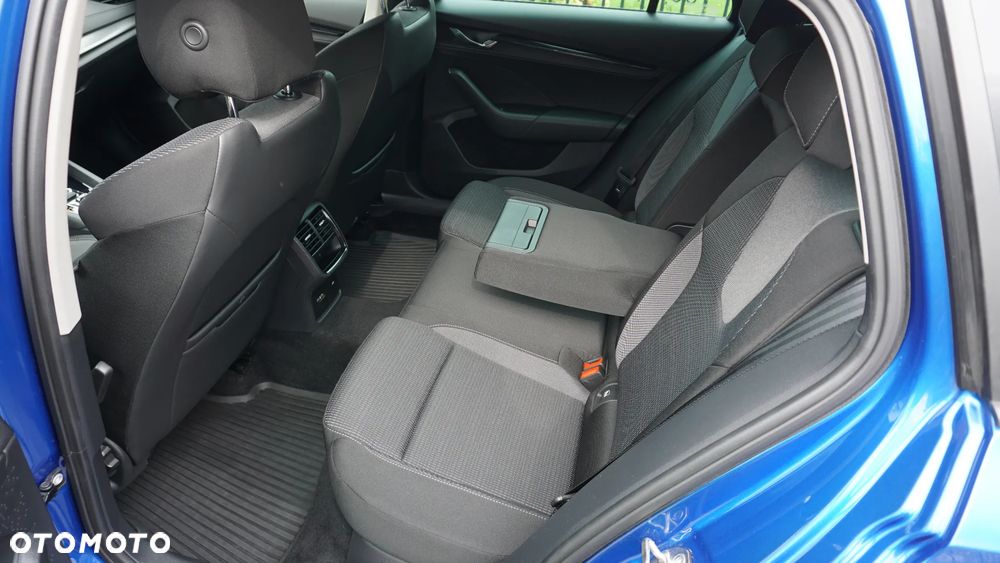 Skoda Octavia 2.0 TDI SCR Ambition DSG - 12