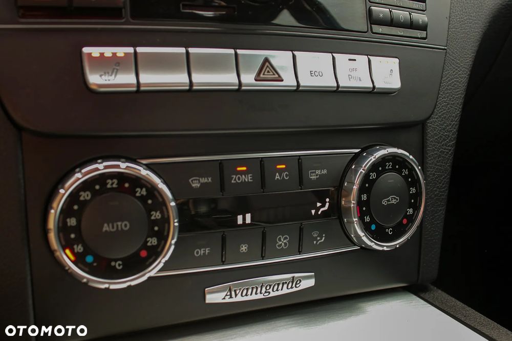 Mercedes-Benz Klasa C 180 Kompressor Automatik Avantgarde - 21