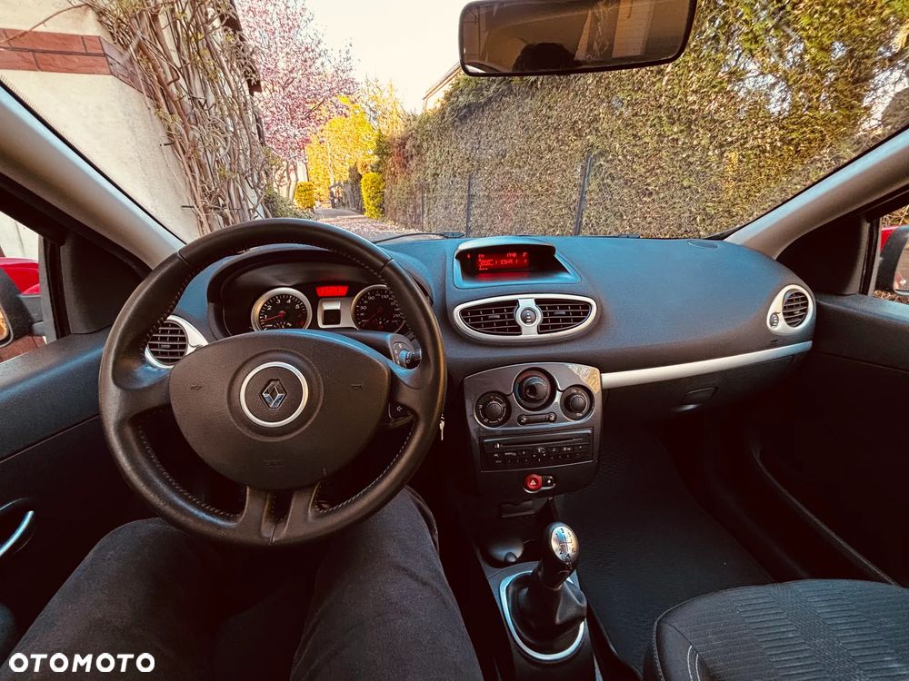 Renault Clio 1.2 16V Alize - 7
