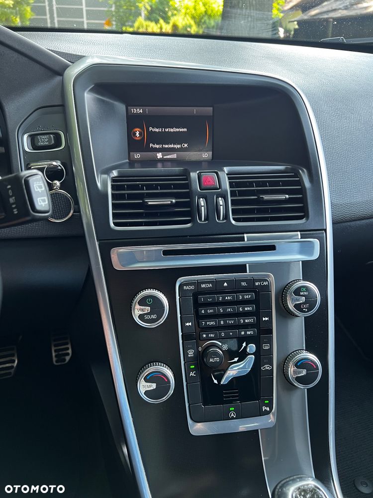 Volvo XC 60 D4 Drive-E R-Design Momentum - 15