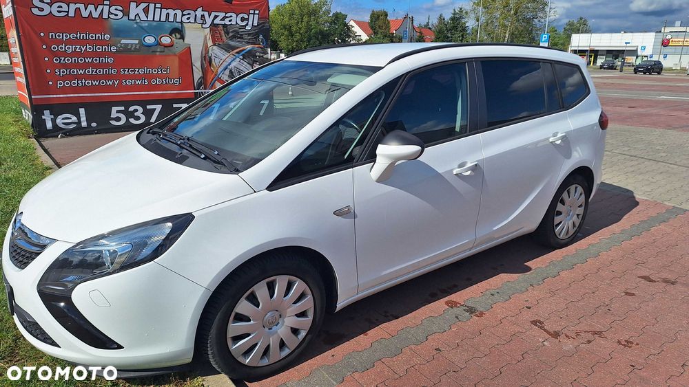Opel Zafira - 1