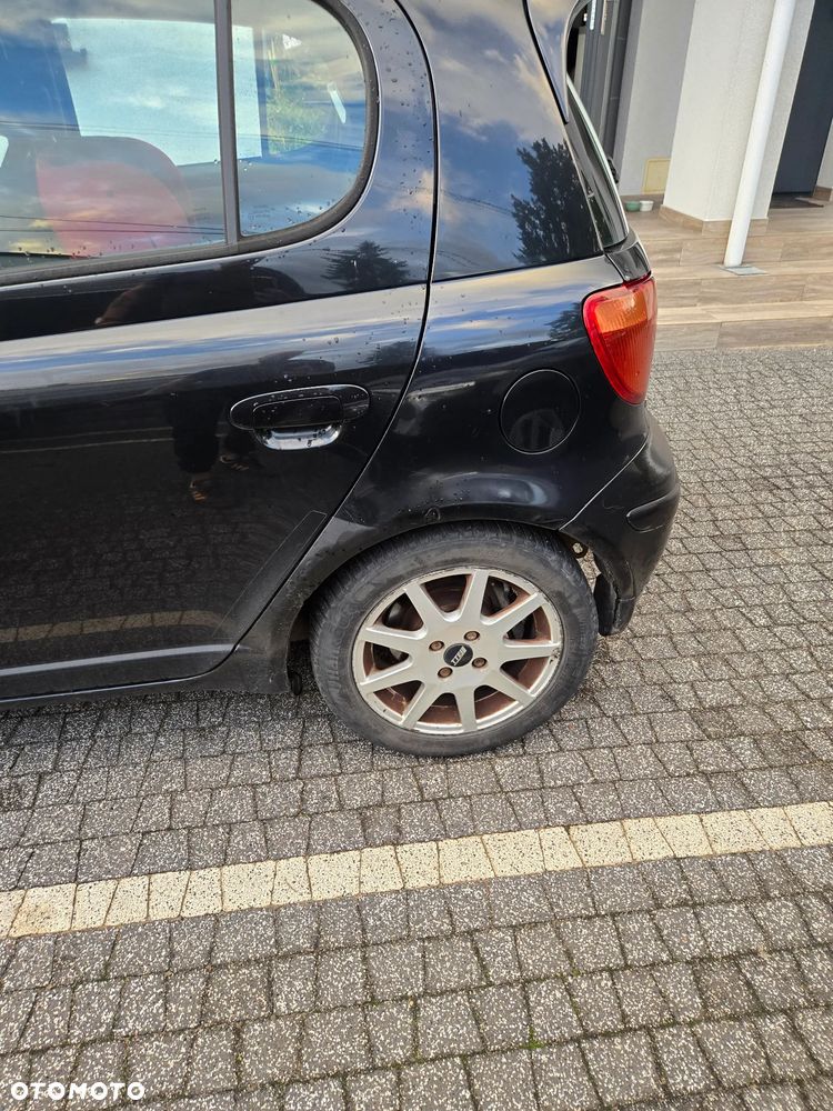 Toyota Yaris 1.3 VVT-i Sol - 5