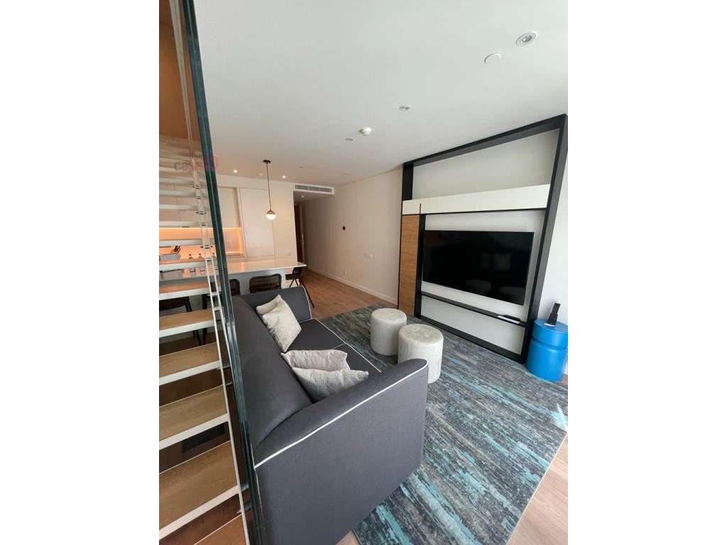 Vende-se T2 Duplex em Empreendimento de Luxo, Lisboa - Grande imagem: 3/14
