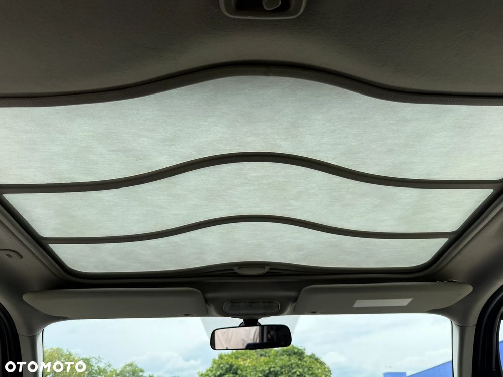 Nissan Cube - 28