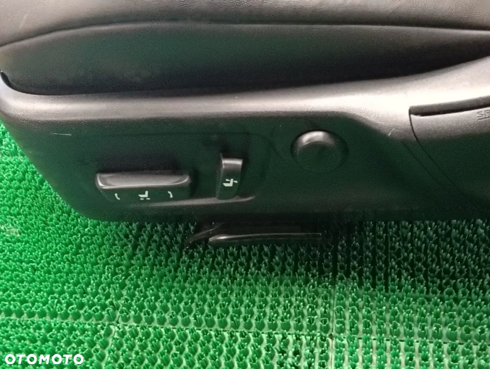 LEXUS IS 13-16r Fotele Kanapy Boczki Skórzane - 3