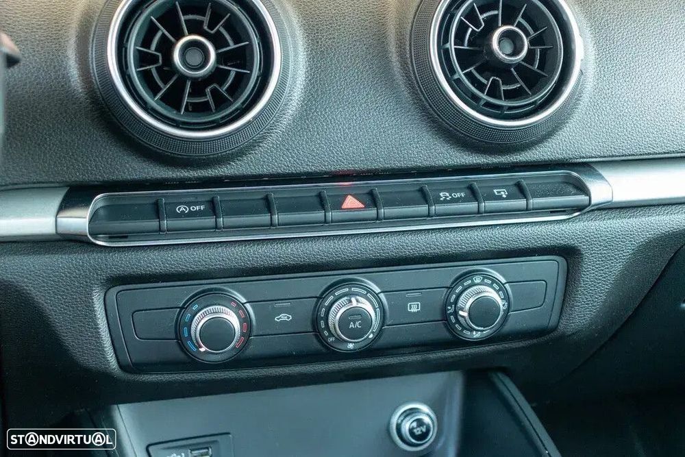 Audi A3 Sportback 1.6 TDI S-line - 10