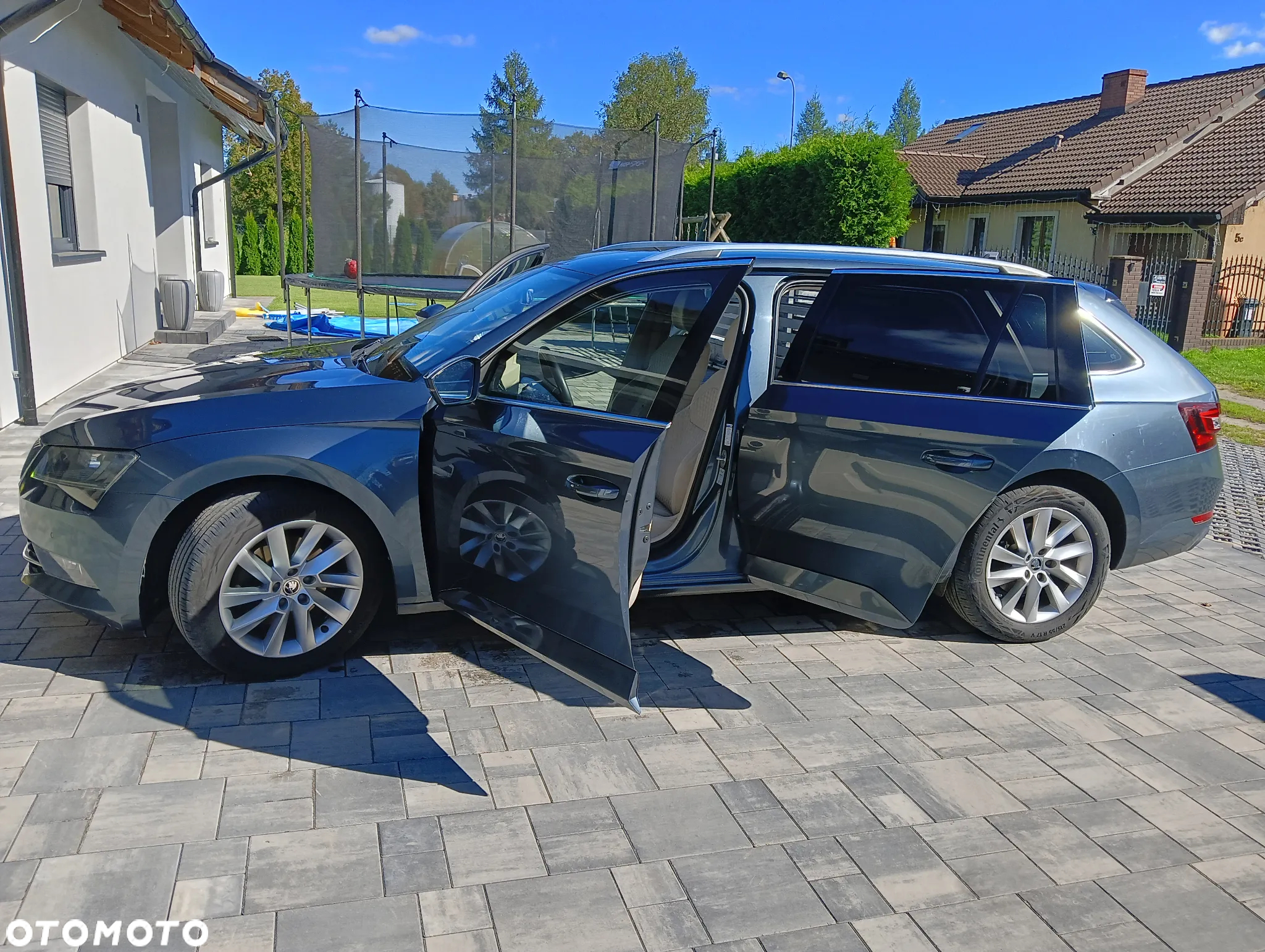 Skoda Superb 2.0 TDI Style DSG - 6