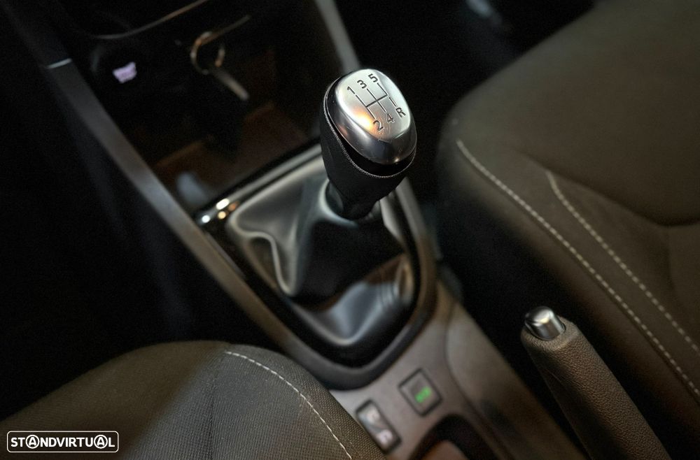 Renault Clio 0.9 TCe Limited - 16