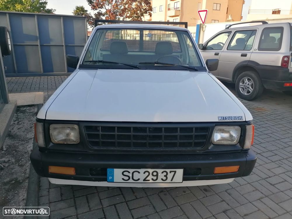 Mitsubishi L200 - 3