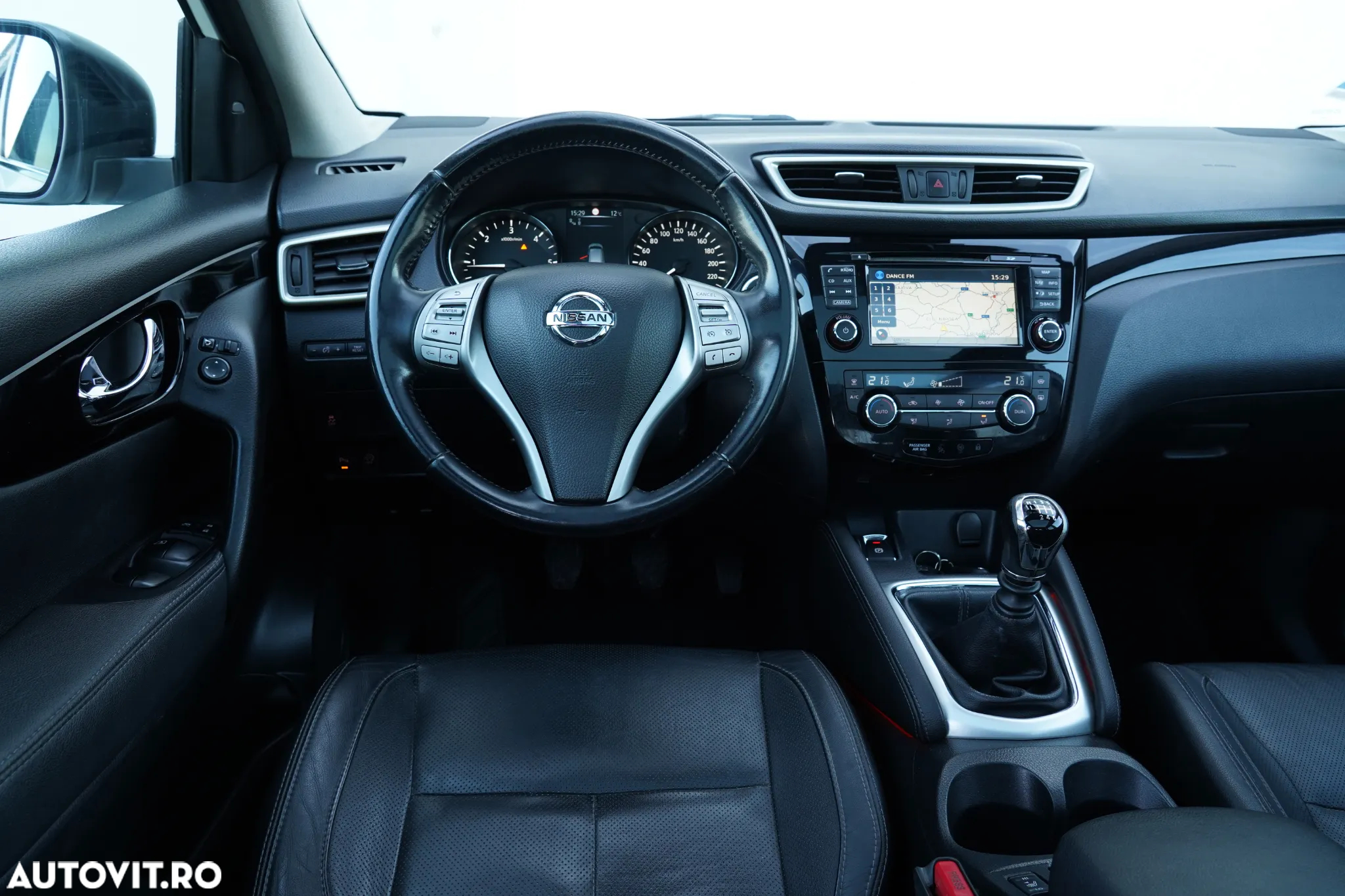 Nissan Qashqai 1.6 DCI Start/Stop 4X4-i Tekna - 12