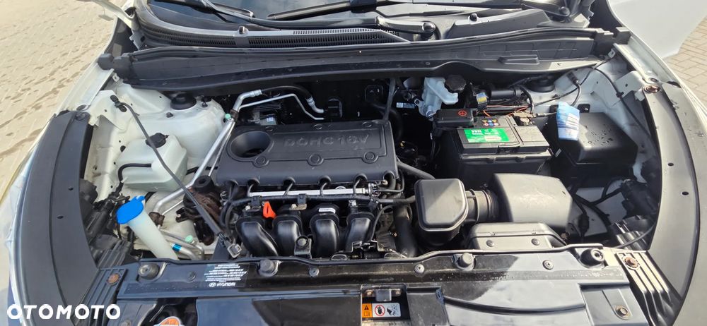 Hyundai ix35 2.0 2WD Comfort - 40