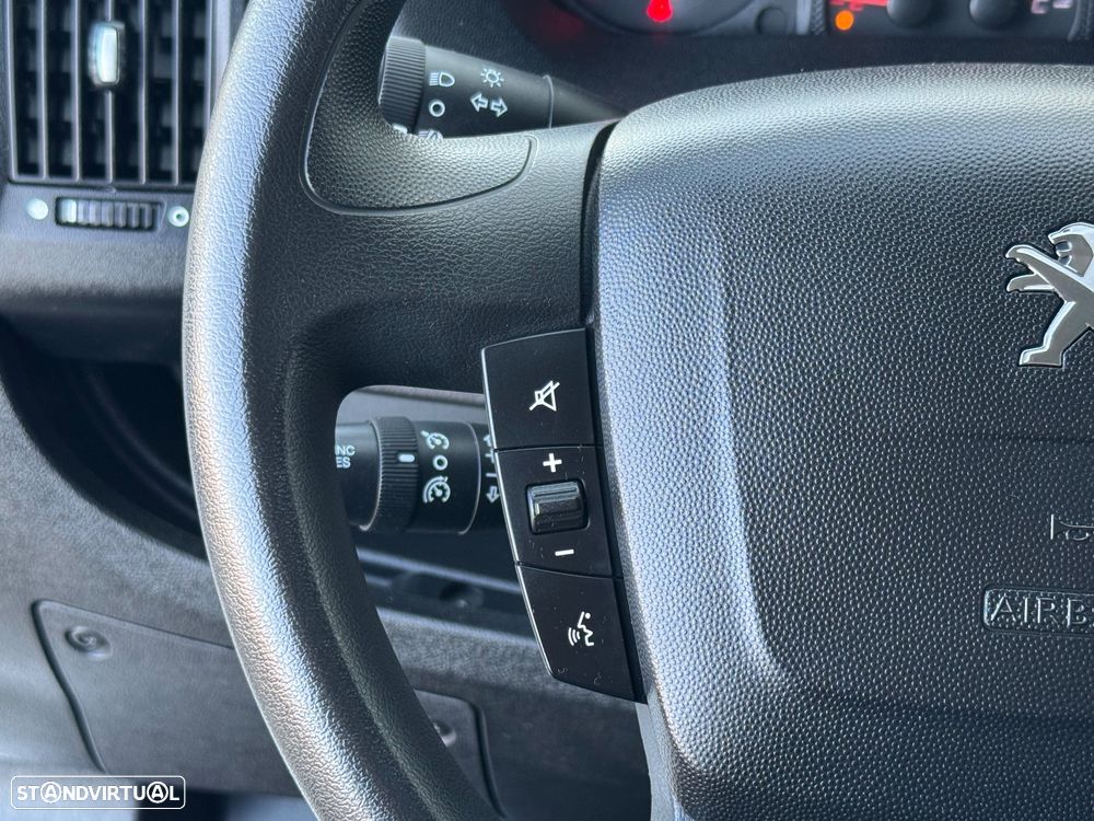 Peugeot boxer 2.2 HDI L3H3 Premium / 50 MIL KM / NACIONAL / IVA - 14