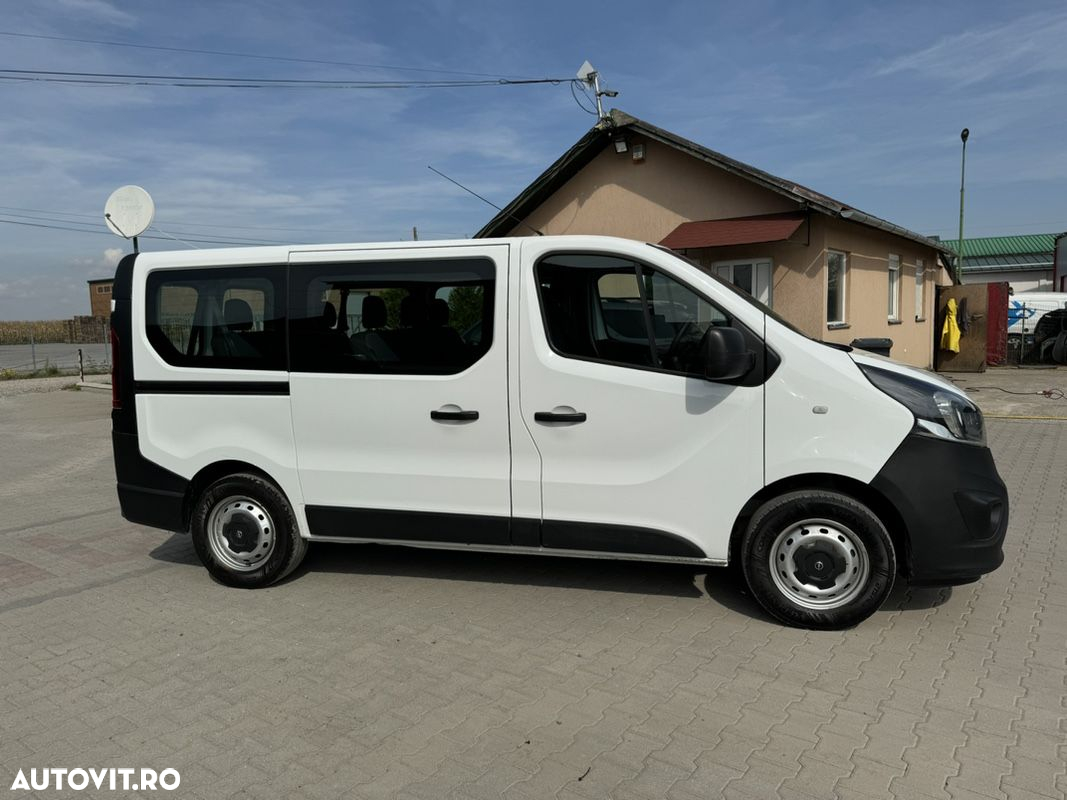 Opel Vivaro - 10